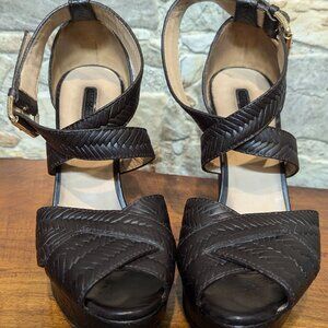 Longchamp (EU 37) woven leather wedge dark brown